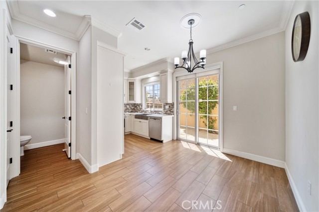 130 Alta Street, Arcadia CA: https://media.crmls.org/medias/3c54db34-1047-4cbe-a967-449ec43c78cb.jpg