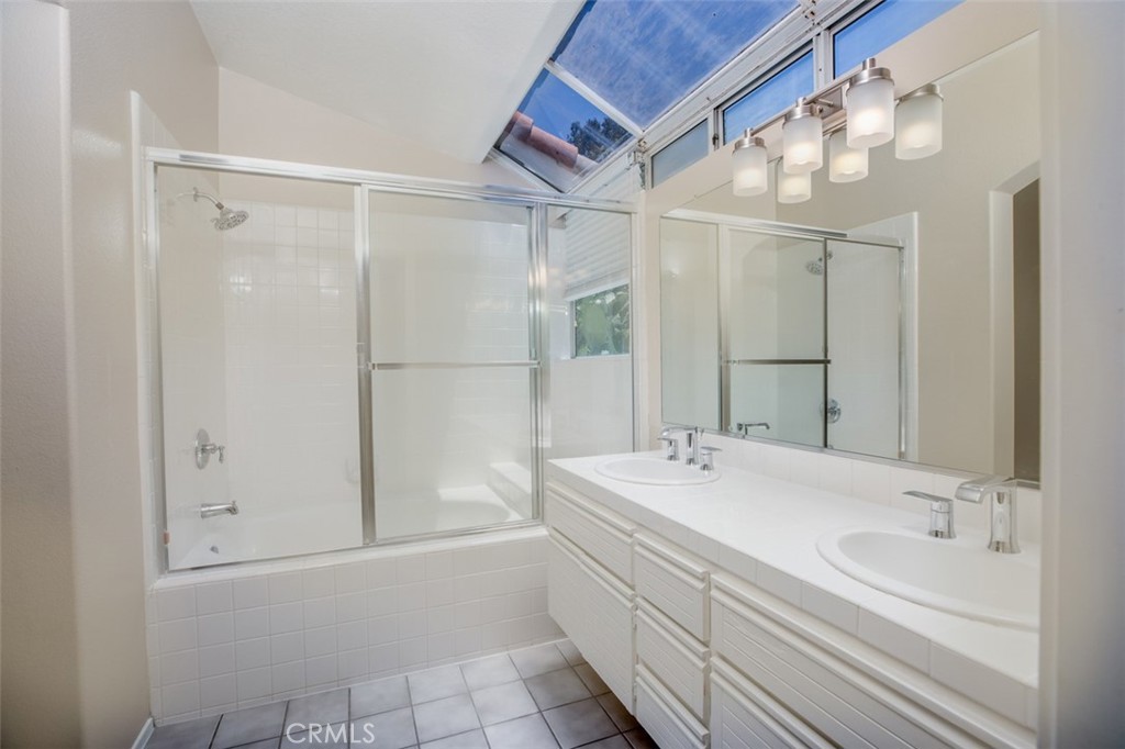 3c54dc51 9466 4295 B80d D1992342d14f