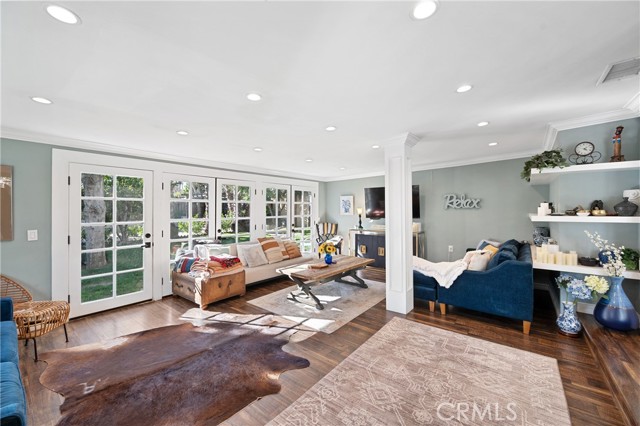 Detail Gallery Image 12 of 35 For 20852 Kittridge, Winnetka,  CA 91306 - 3 Beds | 2 Baths