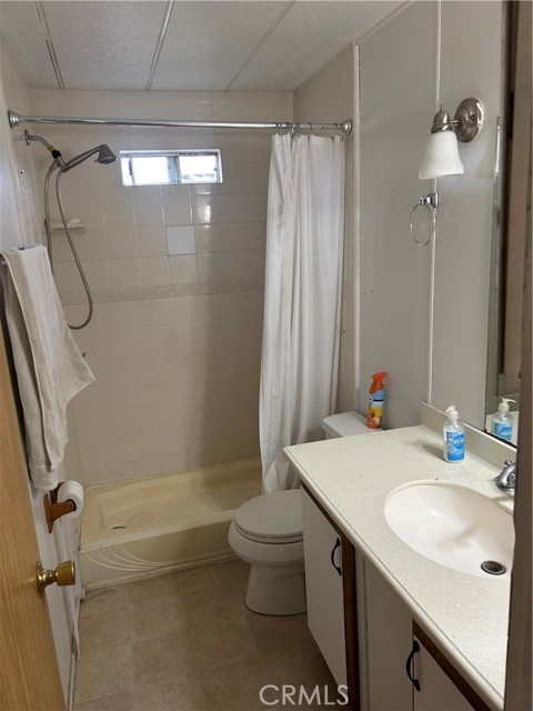 Detail Gallery Image 2 of 10 For 21926 S Vermont Ave #19,  Torrance,  CA 90502 - 1 Beds | 1 Baths