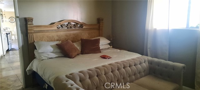 11050 BRYANT, Yucaipa CA: https://media.crmls.org/medias/3c551572-eefa-4cfc-b32a-09a6acd880a0.jpg