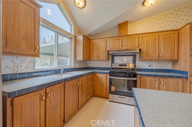 4000 Mariposa Way, Merced CA: https://media.crmls.org/medias/3c5667e7-3b9d-42a0-a197-351dd849c58c.jpg