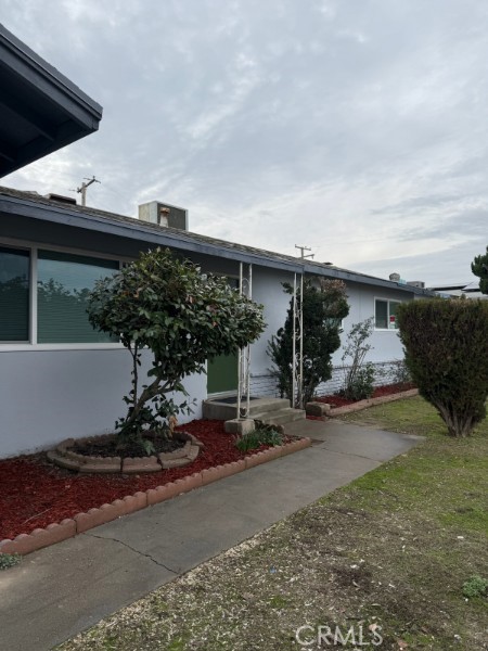 1627 W Riggin Avenue, Visalia CA: https://media.crmls.org/medias/3c57062a-c5bf-42c6-b7c8-993d6cfd60d4.jpg