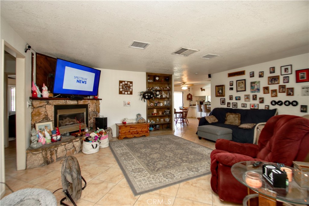 MLS #OC25216767 image #16