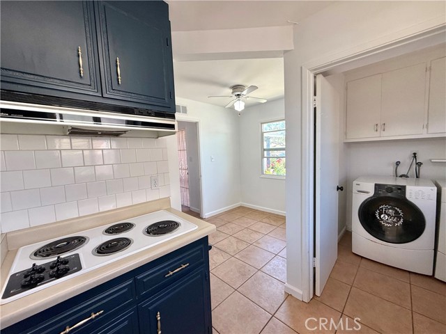 4065 Mount Everest Boulevard, San Diego CA: https://media.crmls.org/medias/3c59f41a-cc84-487d-8952-1e6fb1386a38.jpg