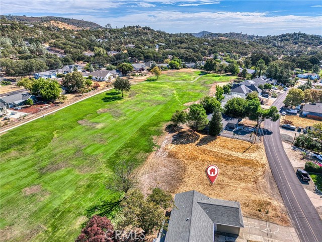 18860 Deer Hollow Rd, Hidden Valley Lake CA: https://media.crmls.org/medias/3c5ad246-6f2b-4761-8dfc-d139a9122d41.jpg