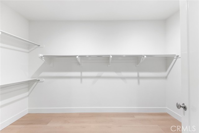 118 Sunnybank, Irvine CA: https://media.crmls.org/medias/3c5ae24e-64db-412c-812c-ec1e8e25875a.jpg