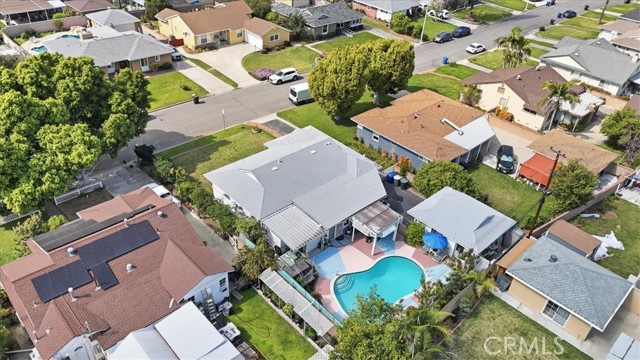 Image 16 of 31 For 138 Fernwood