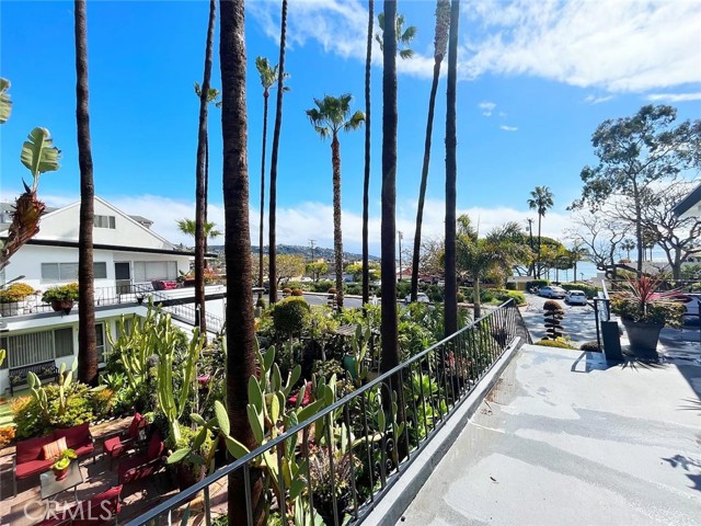 Detail Gallery Image 29 of 29 For 250 Cliff Dr #6,  Laguna Beach,  CA 92651 - 1 Beds | 1 Baths