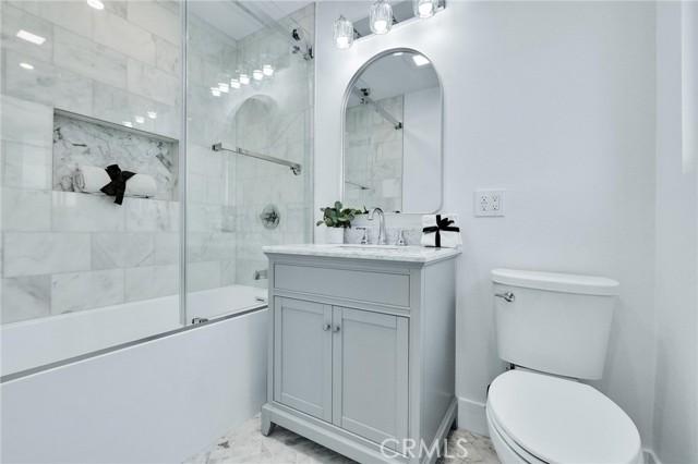 Detail Gallery Image 34 of 67 For 8459 La Vela, Whittier,  CA 90605 - 5 Beds | 4/1 Baths