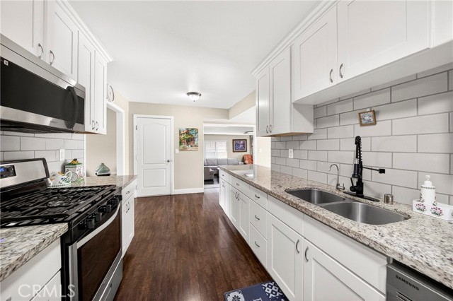 Image 29 of 44 For 15243 Crosswood