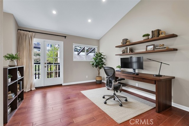 Detail Gallery Image 5 of 30 For 92 Cottonwood, Rolling Hills Estates,  CA 90274 - 3 Beds | 3 Baths