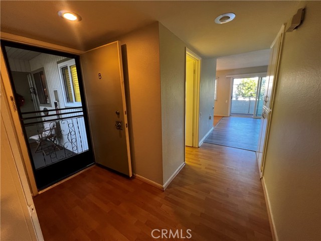 Detail Gallery Image 8 of 37 For 863 Ronda Mendoza #B,  Laguna Woods,  CA 92637 - 2 Beds | 2 Baths