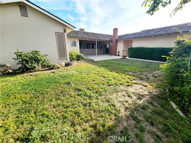 1463 Strawberry Hill Road, Thousand Oaks CA: https://media.crmls.org/medias/3c5e52ab-9768-448b-aefc-5e19083945f2.jpg