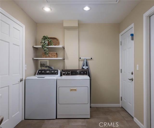 Detail Gallery Image 30 of 38 For 1032 Saint John Pl, North Tustin,  CA 92705 - 4 Beds | 2/1 Baths