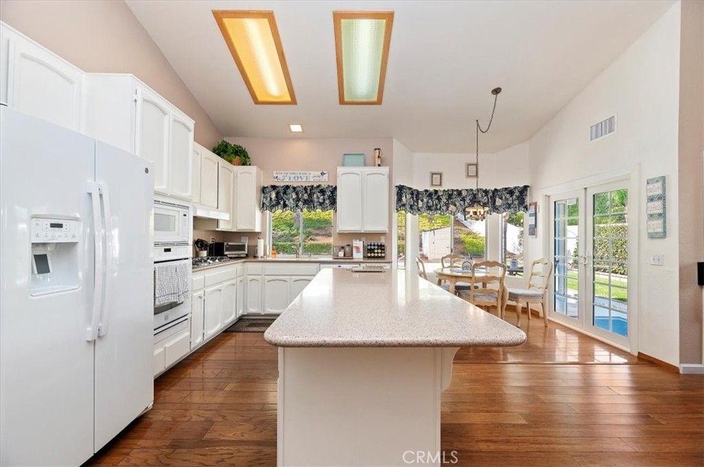 MLS #IV25261910 image #15