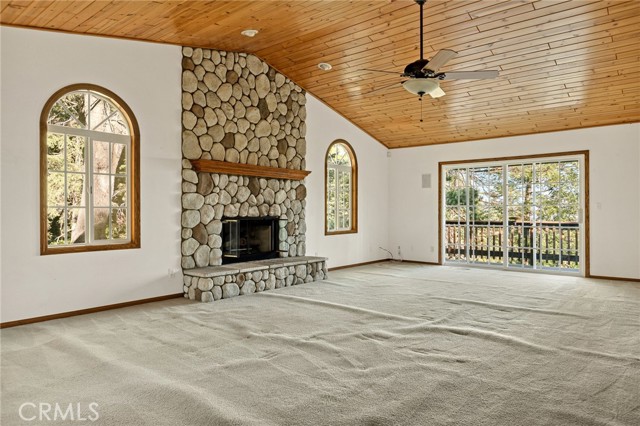 Detail Gallery Image 5 of 40 For 24502 Albrun Ct, Crestline,  CA 92325 - 3 Beds | 2/1 Baths