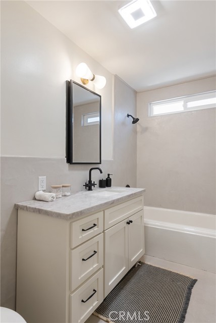 Detail Gallery Image 35 of 54 For 2014 W 84th St, Los Angeles,  CA 90047 - 3 Beds | 2 Baths