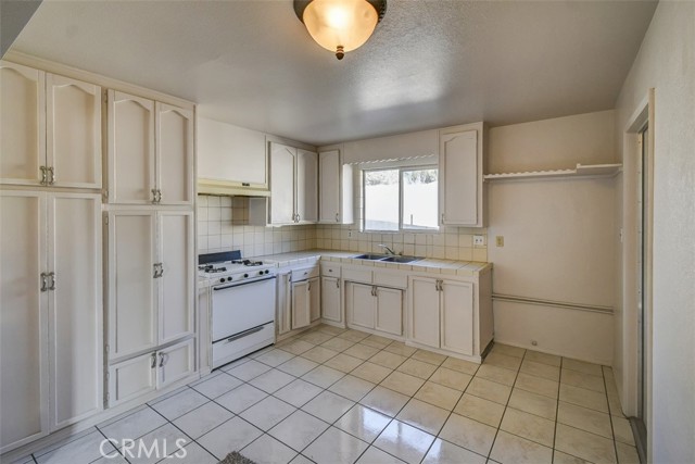 Image 3 for 10711 Cass St, Riverside, CA 92505