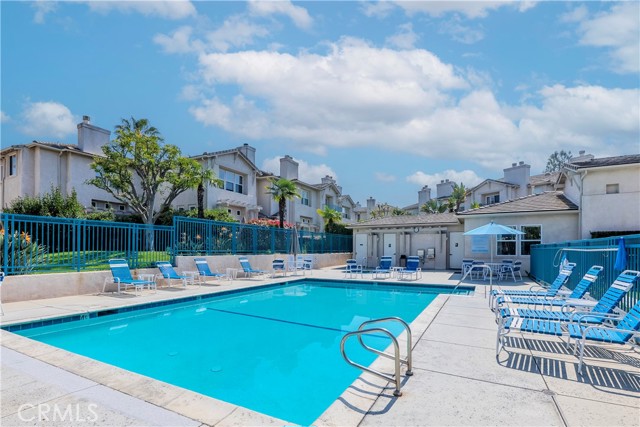 Detail Gallery Image 33 of 41 For 6913 Hannum, Culver City,  CA 90230 - 3 Beds | 3 Baths