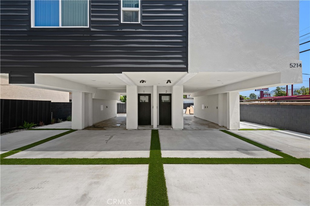 5214 Auckland Avenue #1
