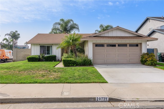 Detail Gallery Image 2 of 30 For 20731 Brookdale Ln, Huntington Beach,  CA 92646 - 3 Beds | 2 Baths