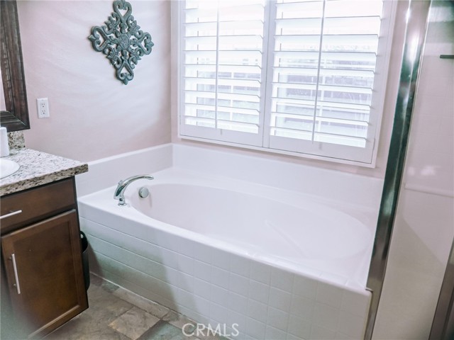 Detail Gallery Image 44 of 66 For 18052 Passionflower, San Bernardino,  CA 92407 - 4 Beds | 3 Baths