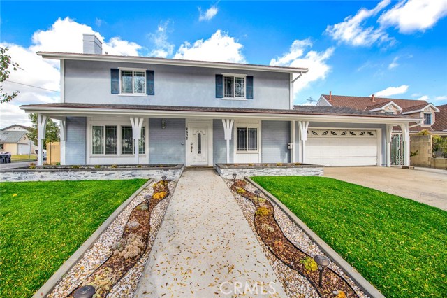 2903 E Collyer Lane, Anaheim CA: https://media.crmls.org/medias/3c62143e-e2c0-4dc5-bee0-5bb0f48c342a.jpg