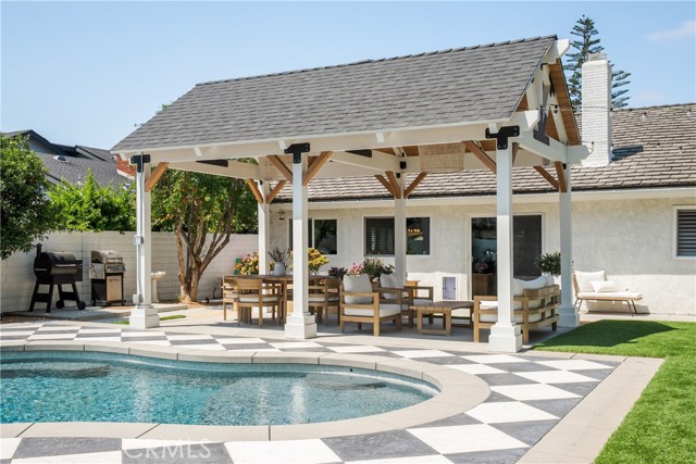 Detail Gallery Image 57 of 61 For 13822 Henstridge Cir, Tustin,  CA 92780 - 4 Beds | 3 Baths