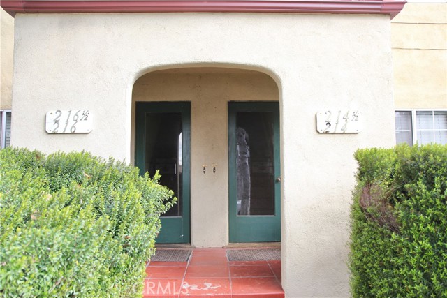 Detail Gallery Image 2 of 31 For 214 N Bushnell Ave, Alhambra,  CA 91801 - – Beds | – Baths