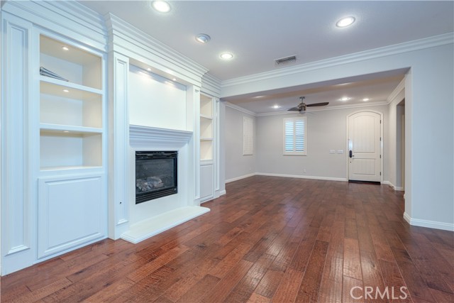 Detail Gallery Image 6 of 40 For 30 Long Fellow, Irvine,  CA 92620 - 4 Beds | 3 Baths