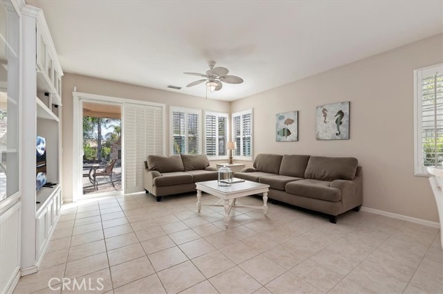 Detail Gallery Image 10 of 39 For 9133 Espinosa, Corona,  CA 92883 - 2 Beds | 2 Baths