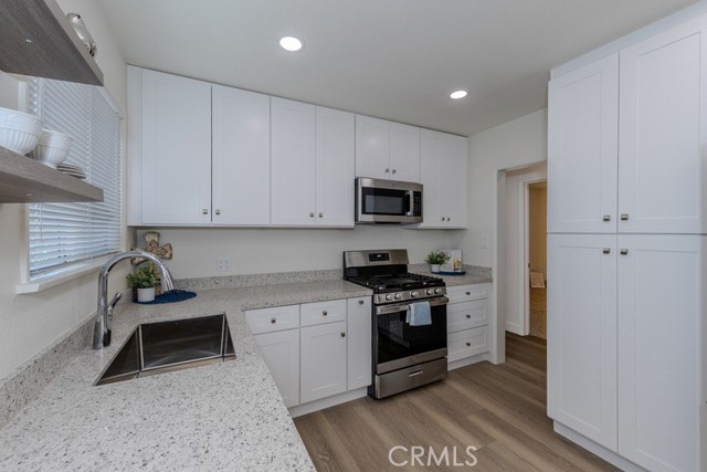 10606 Harvest Avenue, Santa Fe Springs CA: https://media.crmls.org/medias/3c645926-2c89-4c48-928c-bec8faa44b6a.jpg