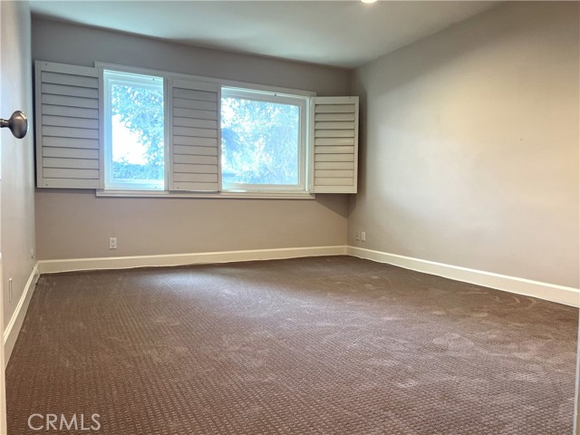 1025 North Kings, 317 photo 12
