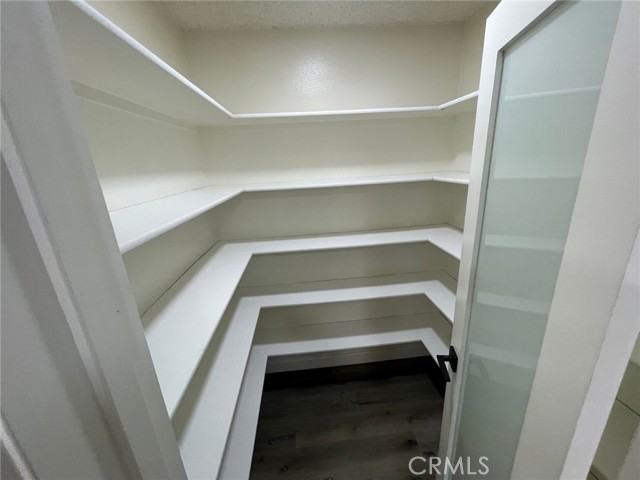 Detail Gallery Image 6 of 12 For 1351 N Church St #4,  Redlands,  CA 92374 - 3 Beds | 2/1 Baths