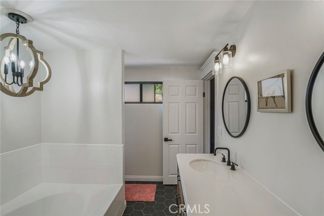 Detail Gallery Image 20 of 46 For 1327 Morning Glory Pl, Vista,  CA 92084 - 4 Beds | 2/1 Baths