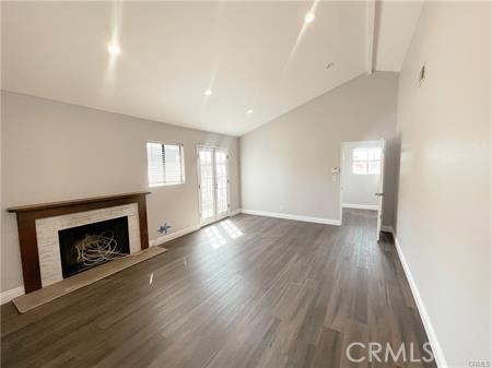 Detail Gallery Image 8 of 15 For 2206 Carnegie a,  Redondo Beach,  CA 90278 - 2 Beds | 3 Baths