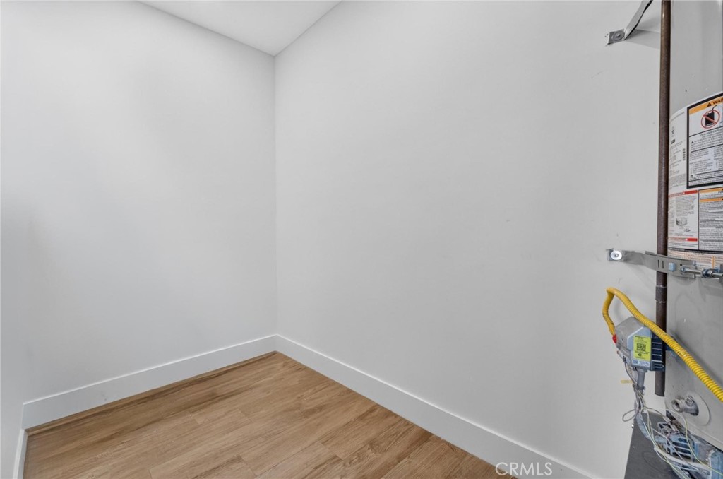https://media.crmls.org/medias/3c68920a-6bea-4f0a-8958-cfba0f64e4da.jpg?preset=X-Large