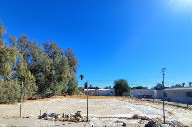 17360 N Indian Canyon Drive, North Palm Springs, California 92258, ,Land,For Sale,17360 N Indian Canyon Drive,CRCV24221927