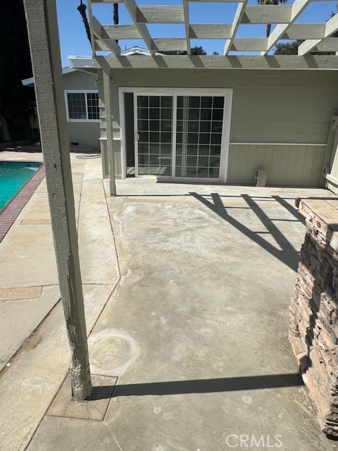 5710 Burlingame Drive, Riverside CA: https://media.crmls.org/medias/3c69da72-6fd8-49f3-b839-fd3ae7f5baae.jpg