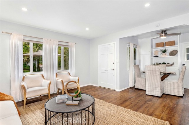 768 Rosecrans Avenue, Manhattan Beach, California 90266, 3 Bedrooms Bedrooms, ,1 BathroomBathrooms,Residential,Sold,Rosecrans,SB21180825