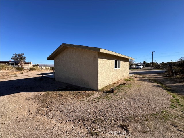 27474 Travertine, Barstow CA: https://media.crmls.org/medias/3c6a880d-e13e-485e-9548-856a6c7343e4.jpg