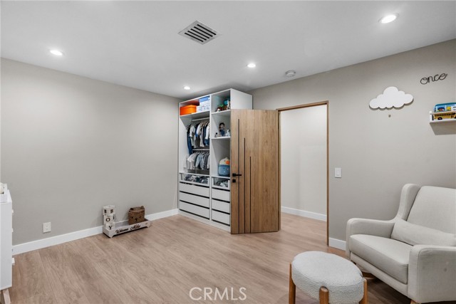 16810 Adlon Road, Encino CA: https://media.crmls.org/medias/3c6b0729-3945-459d-ae51-bd7f302360fd.jpg