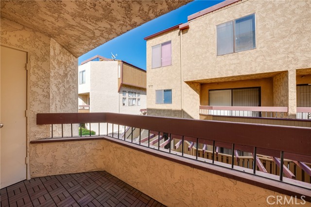 Detail Gallery Image 18 of 26 For 1026 S Marengo Ave #4,  Alhambra,  CA 91803 - 3 Beds | 2/1 Baths