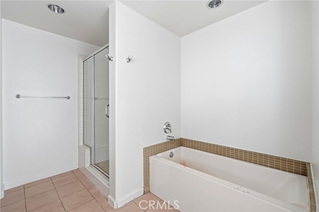 Detail Gallery Image 16 of 24 For 250 N First St #336,  Burbank,  CA 91502 - 2 Beds | 2 Baths