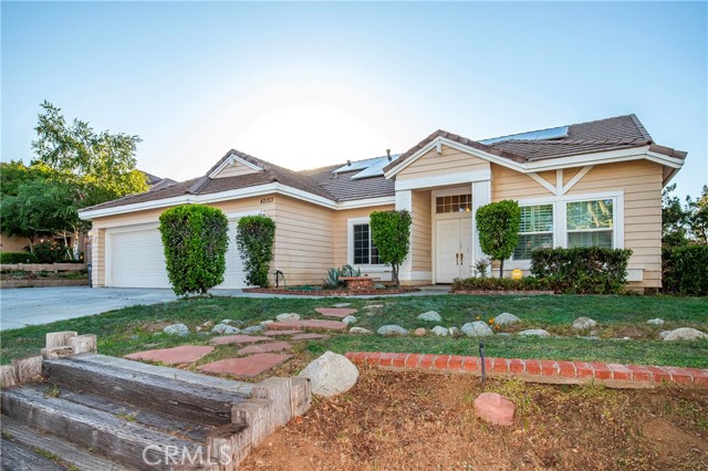 42153 Parkmont Drive, Lancaster CA: https://media.crmls.org/medias/3c6e11a1-d0a9-46e2-9448-0f129664bb42.jpg