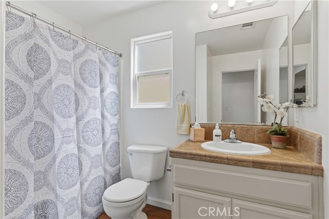 Detail Gallery Image 18 of 39 For 8201 Capitan, Bakersfield,  CA 93313 - 3 Beds | 2 Baths