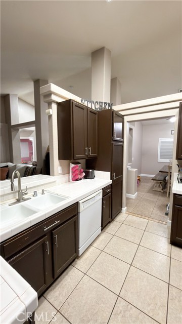 Detail Gallery Image 9 of 64 For 212 Whispering Winds, Blythe,  CA 92225 - 3 Beds | 2 Baths