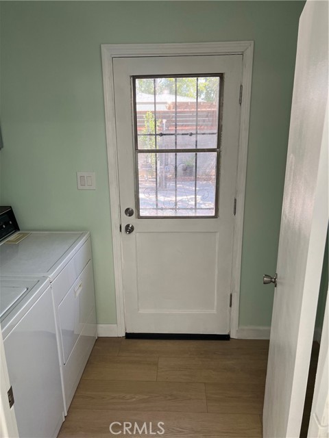 9106 Lev Avenue, Arleta CA: https://media.crmls.org/medias/3c6f1e88-294a-4045-a923-3a7b4f041611.jpg