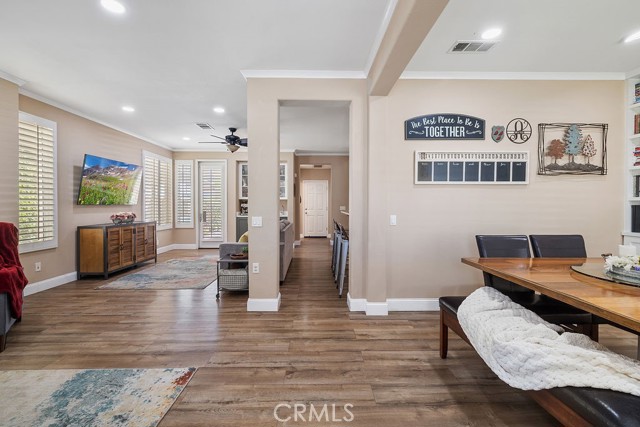 24136 Willowbrooke Court, Valencia CA: https://media.crmls.org/medias/3c6f5065-05c8-4f97-b596-f9e6e9589fee.jpg